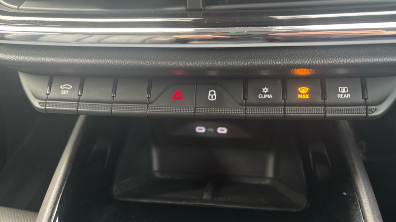 Skoda Enyaq 132kW 60 Suite Nav 62kWh 5dr Auto Electric Estate